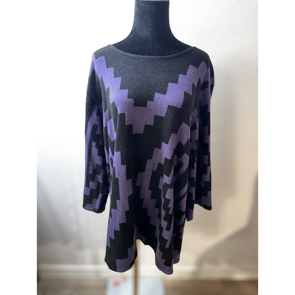 DG2 Diane Gilman Women Black Purple Geometric Print Long Sleeve Sweater Size M